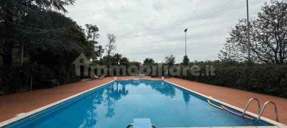 Villa de 5 dormitorios en Treviglio, Italy No. 377418 11