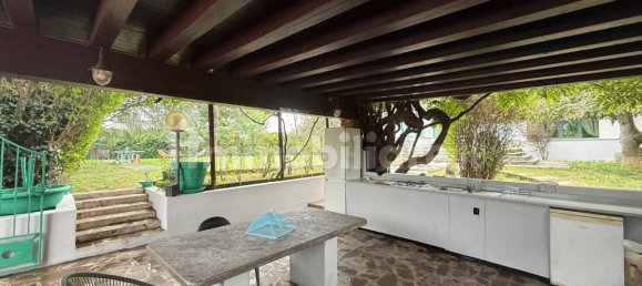 Villa de 5 dormitorios en Treviglio, Italy No. 377418 12