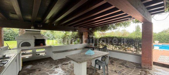 Villa de 5 dormitorios en Treviglio, Italy No. 377418 13