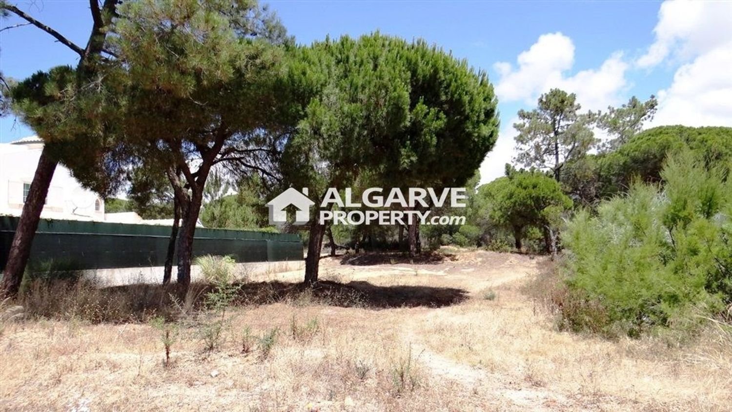 805m² Land in Almancil, Portugal No. 107423