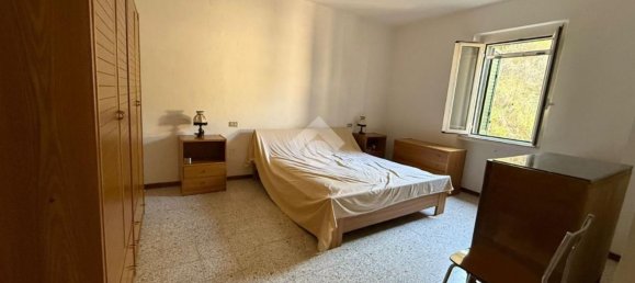 Casa de 8 divisões em Scheggia e Pascelupo, Italy N.º 258062 18