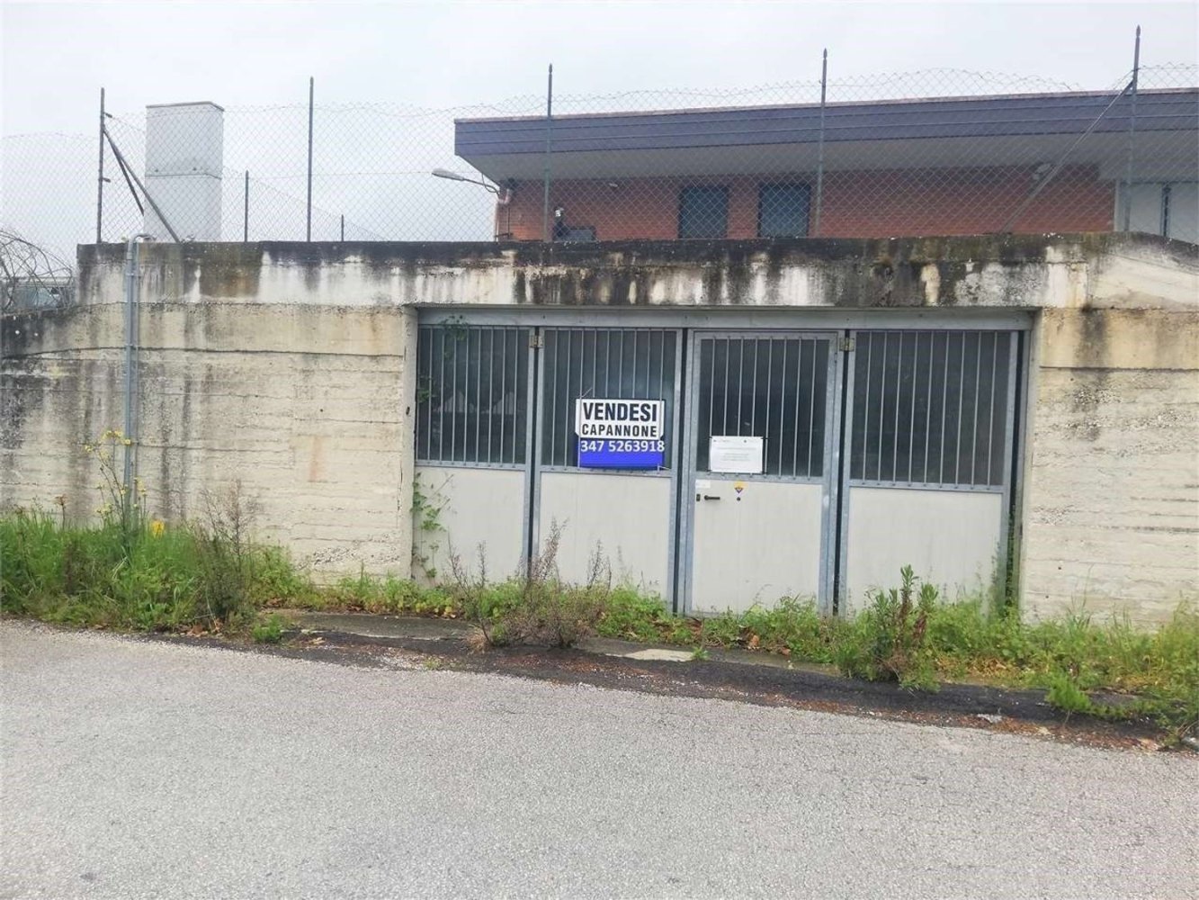 3 rooms Warehouse in Jesi, Italy No. 81927