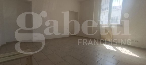 2 Schlafzimmer Wohnung in Milan, Italy, Nr. 277733 9