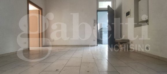 2 Schlafzimmer Wohnung in Milan, Italy, Nr. 277733 21