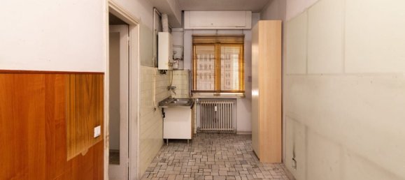 Квартира с 2 комнатами в Милан, Италия № 339034 11