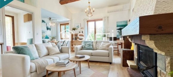 2 bedrooms House in Roquebrune-sur-Argens, France No. 321451 2