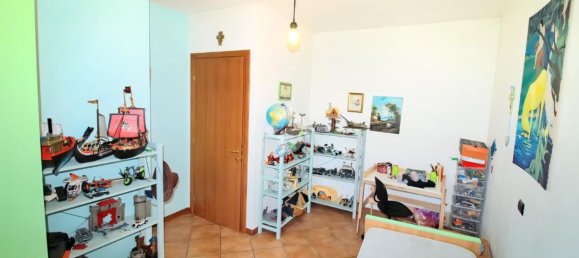 Casa de 4 habitaciónes en Brescello, Italy No. 11736 23