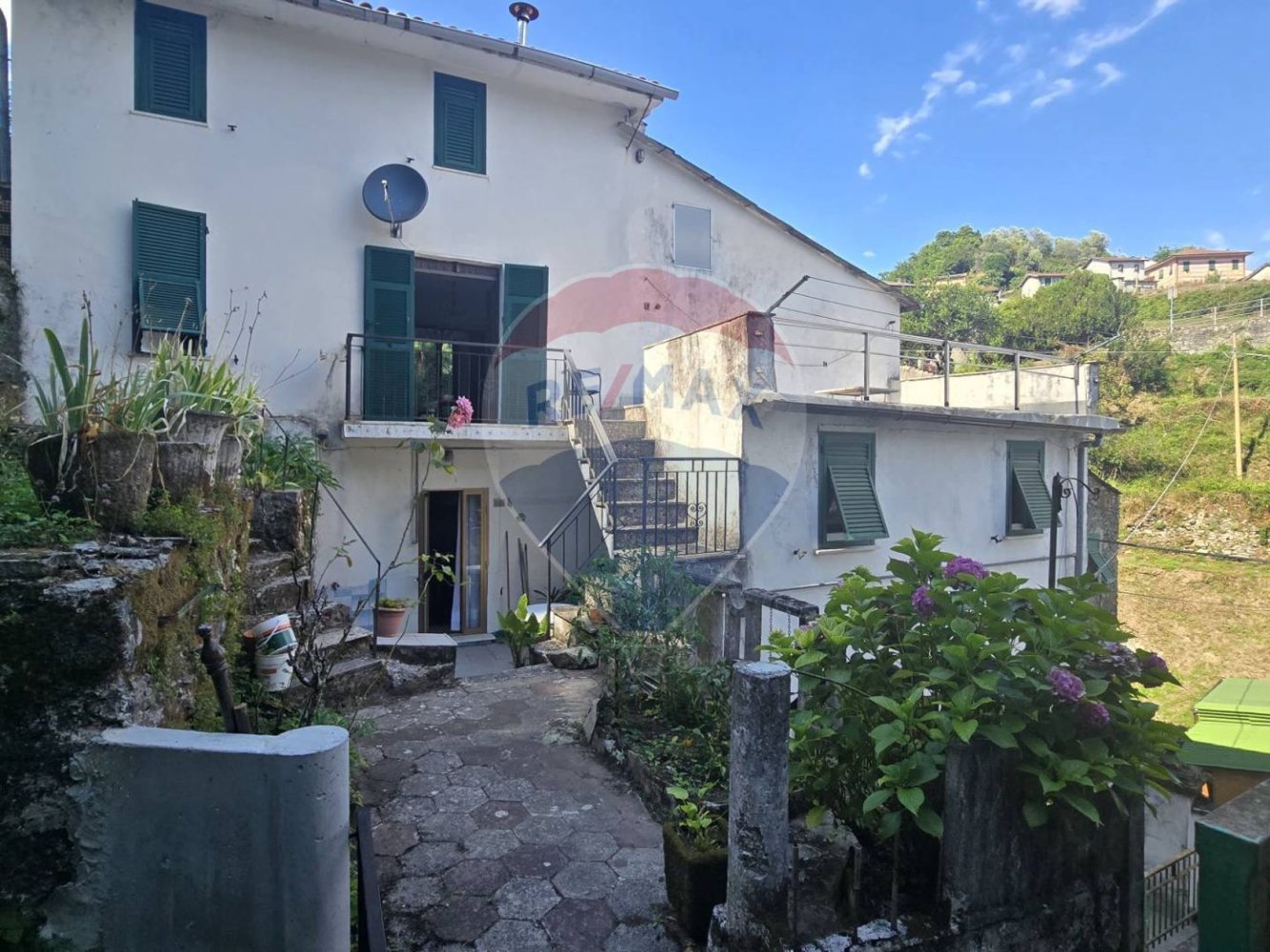 3 Schlafzimmer Haus in Borghetto di Vara, Italy, Nr. 295497