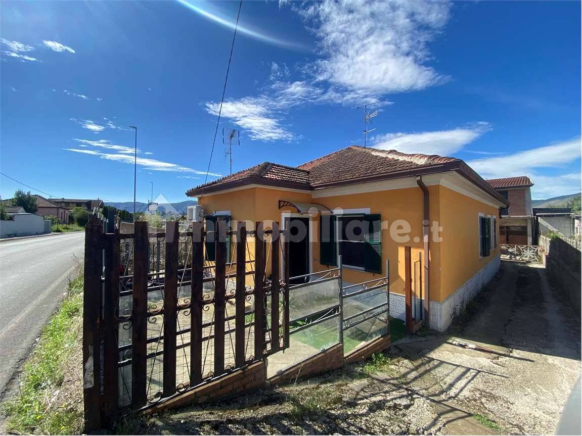 2 Schlafzimmer Haus in Ceccano, Italy, Nr. 294060