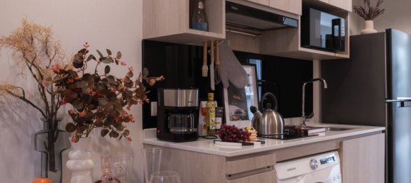 1 bedroom Condo in Kata, Thailand No. 8724 16