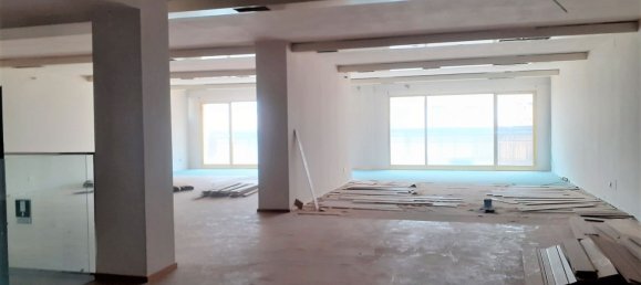 480m² Building in Grosseto, Italy No. 171133 2