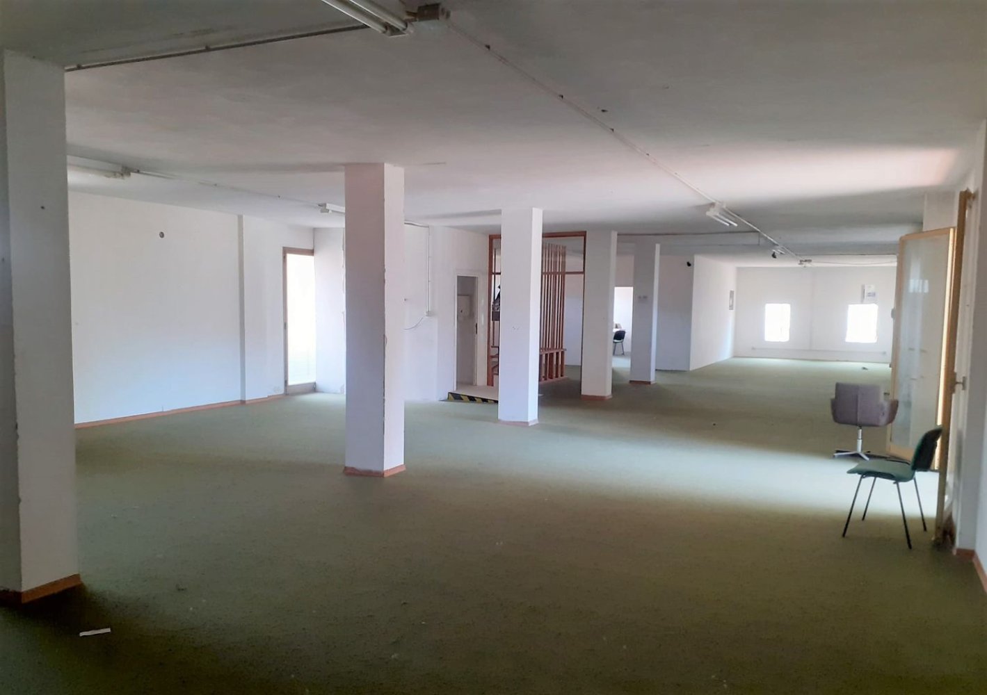480m² Building in Grosseto, Italy No. 171133