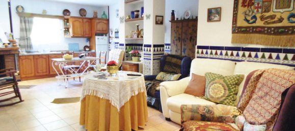 6 bedrooms Villa in Coin, Spain No. 32105 12