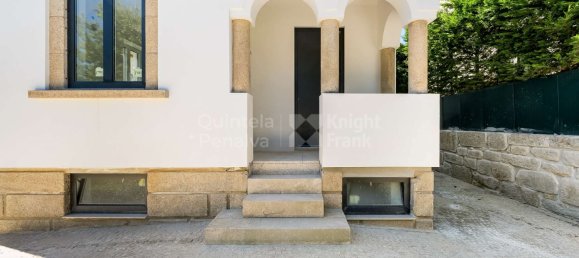 4 bedrooms House in Porto, Portugal No. 117700 2