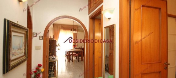 Квартира с 2 спальнями в Палермо, Италия № 125032 22