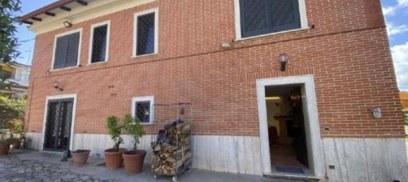 5غرفة منزل في Pomezia, Italy رقم 4518 15