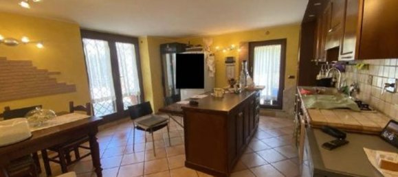 5غرفة منزل في Pomezia, Italy رقم 4518 8