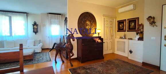 3 Schlafzimmer Penthouse in Legnano, Italy, Nr. 303037 4