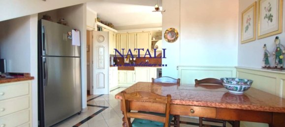 3 Schlafzimmer Penthouse in Legnano, Italy, Nr. 303037 10