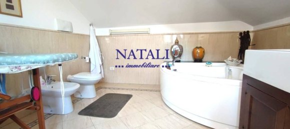 3 Schlafzimmer Penthouse in Legnano, Italy, Nr. 303037 21