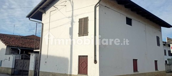 5 bedrooms House in Villafranca Piemonte, Italy No. 278035 3