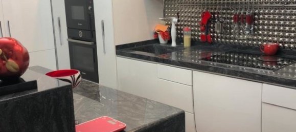 Apartamento de 3 dormitorios en Baku, Azerbaijan No. 2242 15