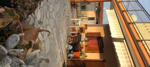 4 rooms House in Rondissone, Italy No. 253749 2