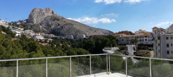 5 bedrooms House in Altea, Spain No. 151755 2