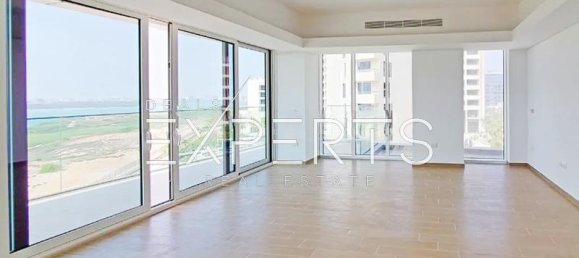 3 bedrooms Townhouse in Yas Island, UAE No. 53782 2