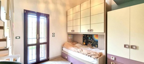 Villa de 4 habitaciónes en San Marcello Piteglio, Italy No. 38112 98