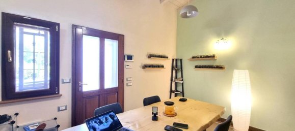 Villa de 4 habitaciónes en San Marcello Piteglio, Italy No. 38112 78