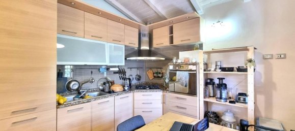 Villa de 4 habitaciónes en San Marcello Piteglio, Italy No. 38112 76