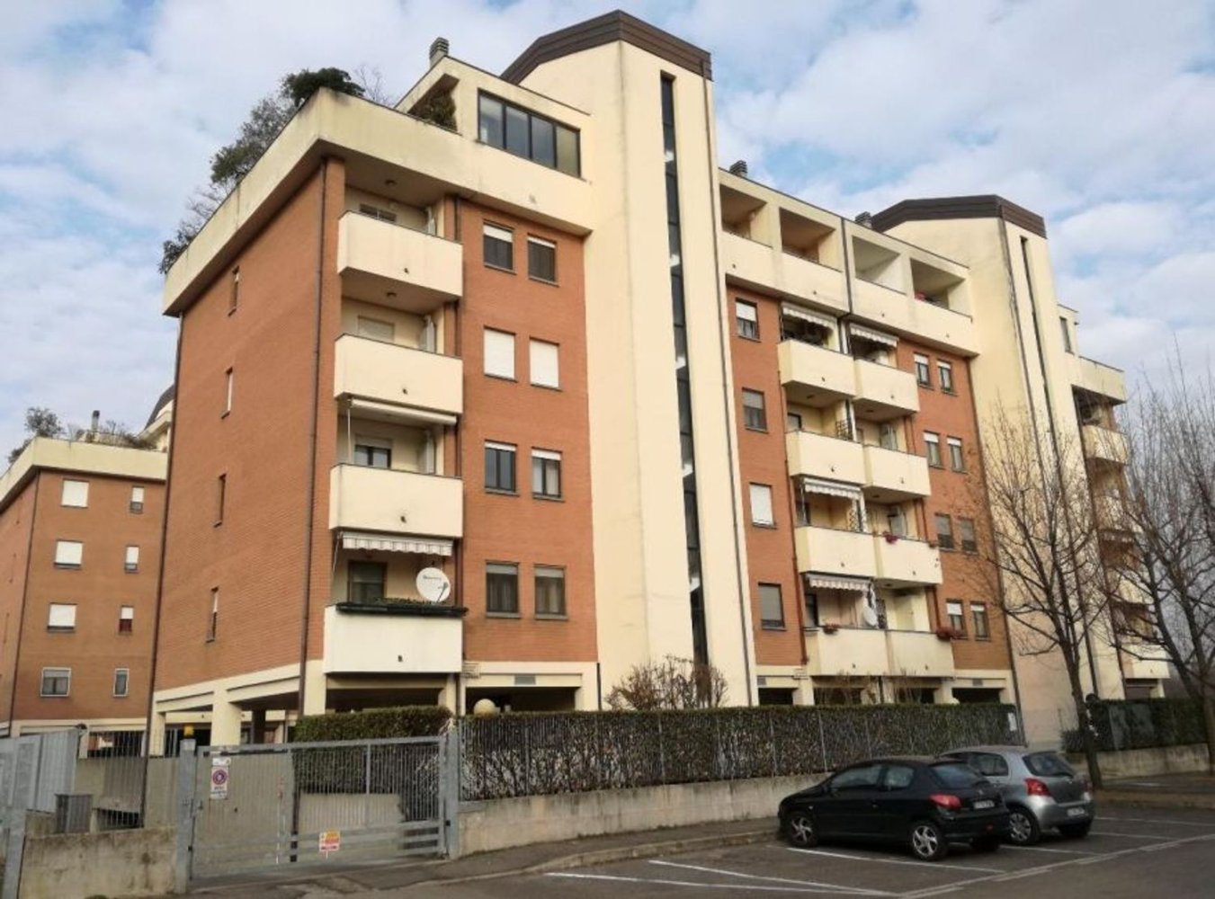 Apartamento de 3 divisões em Rho, Italy N.º 4986
