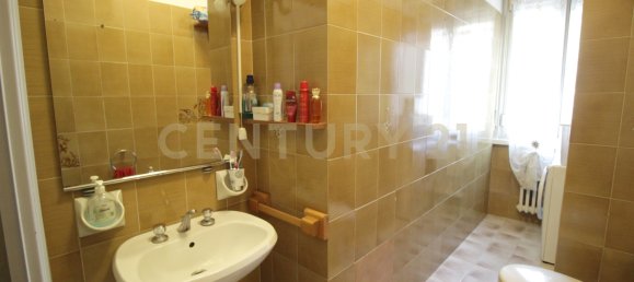 Apartamento T1 em Rho, Italy N.º 377343 12