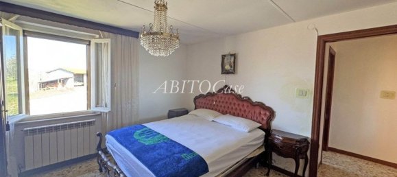 6-Zimmer Haus in Arcevia, Italy, Nr. 16200 32