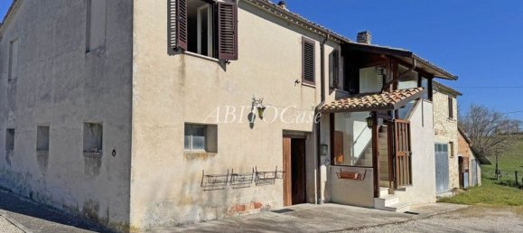 6-Zimmer Haus in Arcevia, Italy, Nr. 16200 3