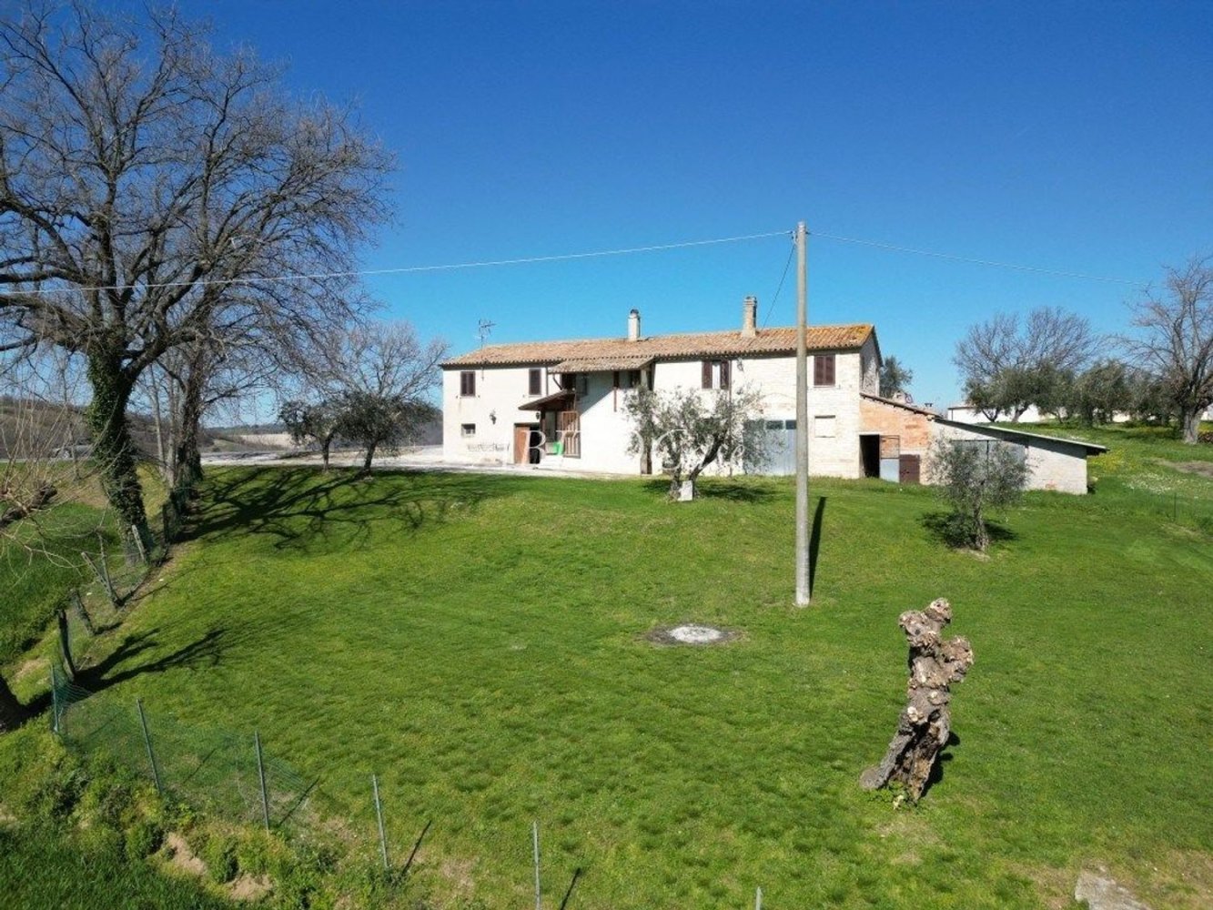 6-Zimmer Haus in Arcevia, Italy, Nr. 16200