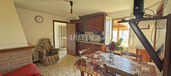 6-Zimmer Haus in Arcevia, Italy, Nr. 16200 26