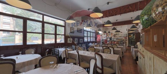 Коммерческая недвижимость с 6 комнатами в Рим, Италия № 266439 17