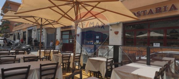 Коммерческая недвижимость с 6 комнатами в Рим, Италия № 266439 33