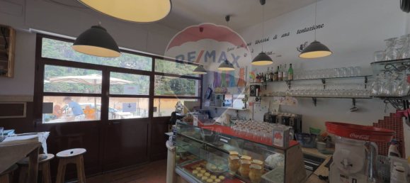 Коммерческая недвижимость с 6 комнатами в Рим, Италия № 266439 29