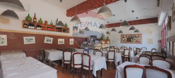 Коммерческая недвижимость с 6 комнатами в Рим, Италия № 266439 11