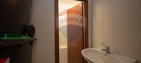 Коммерческая недвижимость с 6 комнатами в Рим, Италия № 266439 42