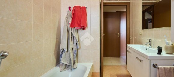 4 rooms Apartment in Spino d'Adda, Italy No. 15276 18