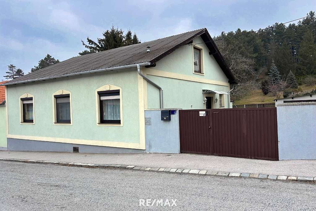 2 rooms House in Sommerein, Austria No. 68974