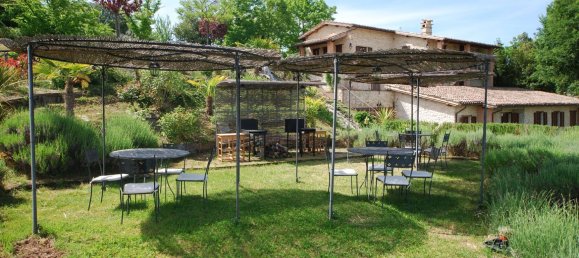 400m² Building in Spoleto, Italy No. 67962 18