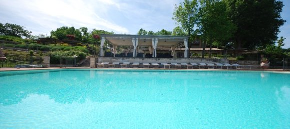 400m² Building in Spoleto, Italy No. 67962 9