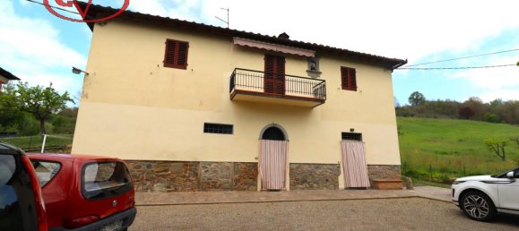 Casa de 10 habitaciónes en Castelfranco Piandiscò, Italy No. 228235 34