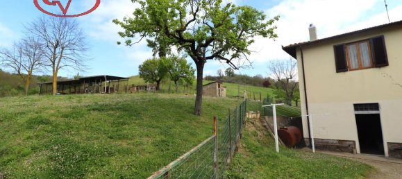 Casa de 10 habitaciónes en Castelfranco Piandiscò, Italy No. 228235 4