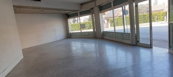 118m² Commercial property in San Donà di Piave, Italy No. 91414 7